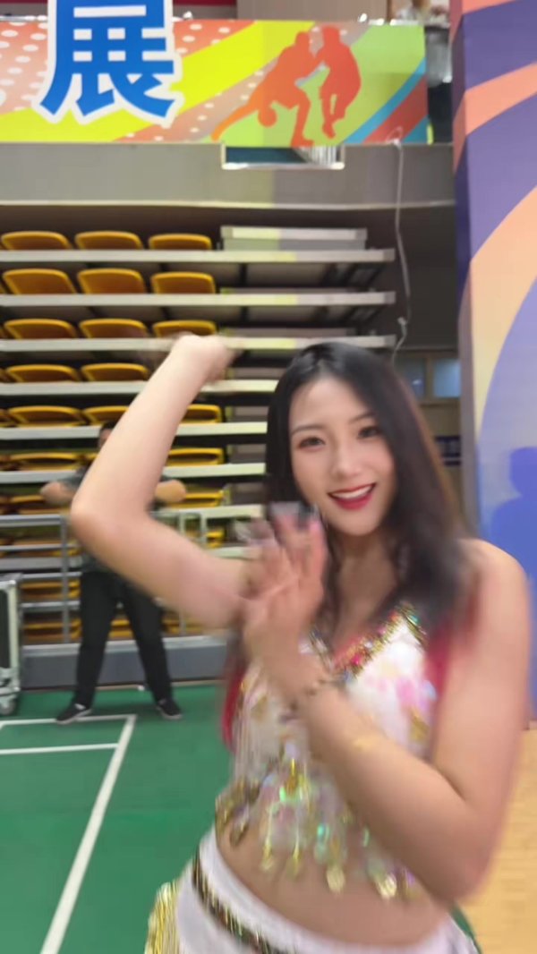 😍山西主场作战  拉拉队  晒舞蹈视频：看了五遍还是喜欢第一个系列😄